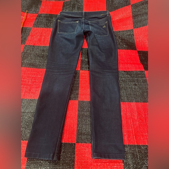 DL1961 Emma Legging size 27
Inseam 28”
4 way stretch 360• comfort - Picture 3 of 7